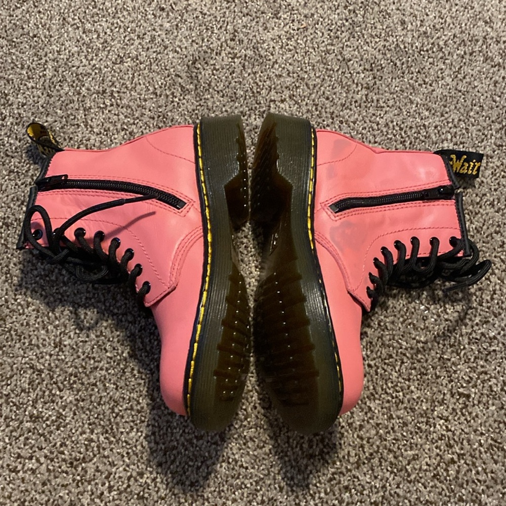Dr. Martens pink boots size 1 - Picture 9 of 10